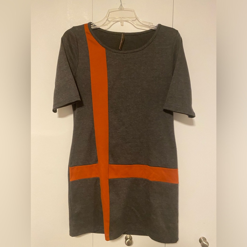 Women’s  pink crayon dress size large